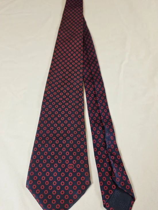 Gucci Silk Tie Navy Red Circle Pattern GG Logo Made in Italy