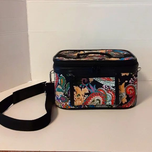 BRIGHTLY-COLORED PAISLEY PRINT TRAIN CASE MAKEUP BAG