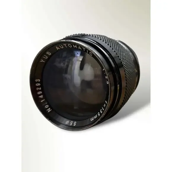 Yashica YUS Automatic 135mm f 2,8 Telephoto Lens- Vintage for Film Photography