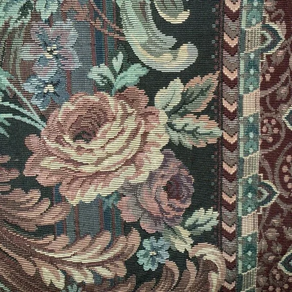 Tapestry Table Runner‎ Green Floral Elegant Country Cottage 42.5x12.5