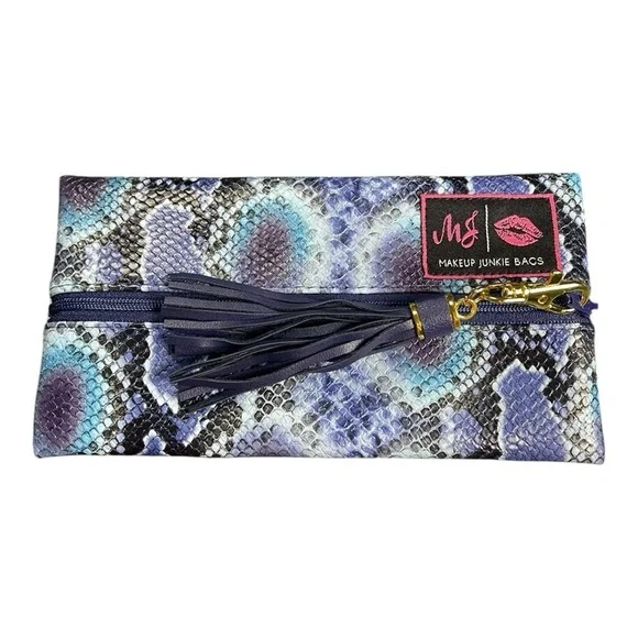 Stylish Makeup Junkie Bag – Snake Print