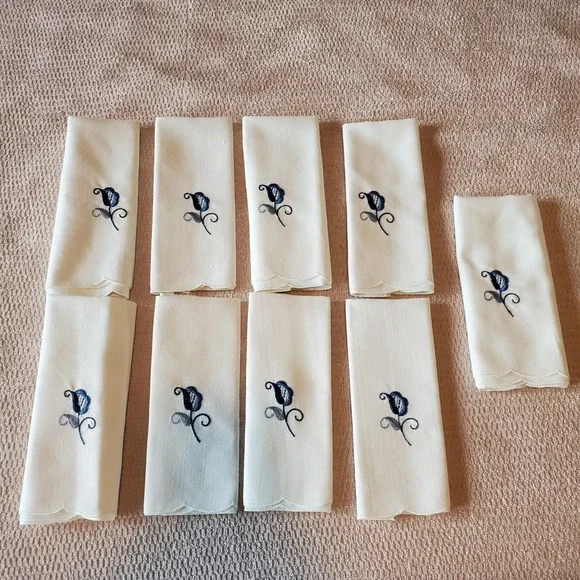 9 Vintage Handmade Linen Embroidered Cloth Napkins Cream Blue Floral Scalloped