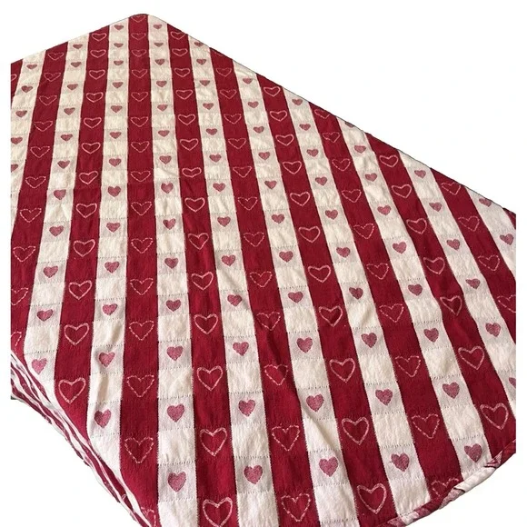 Vtg Avon Fashions Red Heart Round Tablecloth fabric 100% cotton 58