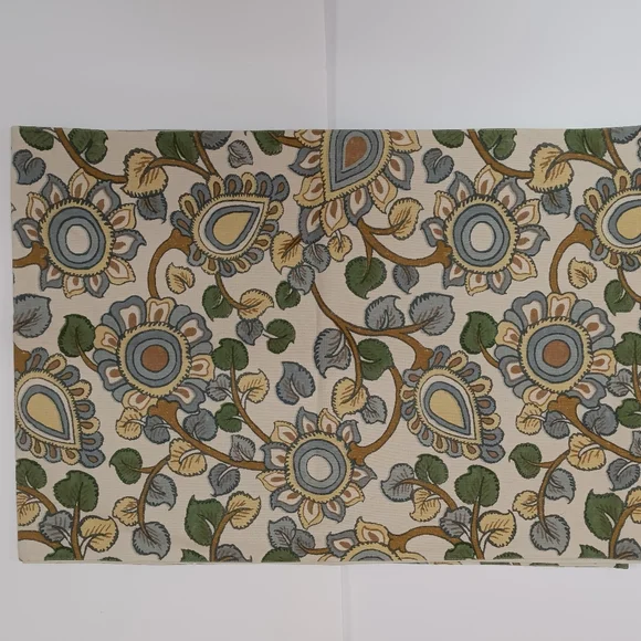 Pottery Barn Abstract Floral Table Runner 18 x 108