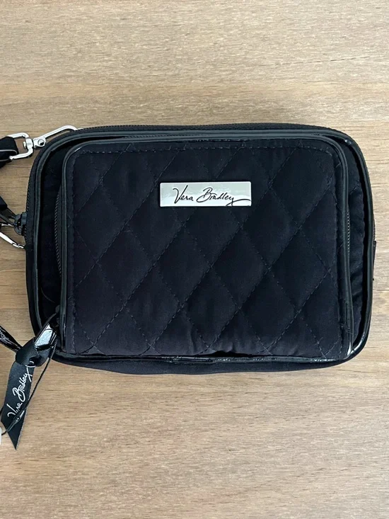 NWT VERA BRADLEY On the Square Crossbody Bag Wallet Wristlet Black Quilted Phone