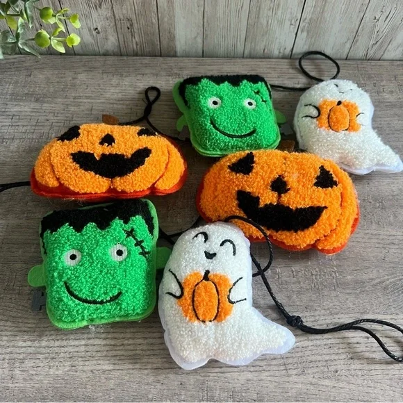 Festive Halloween Garland with Pumpkins and Ghosts and Frankenstein
