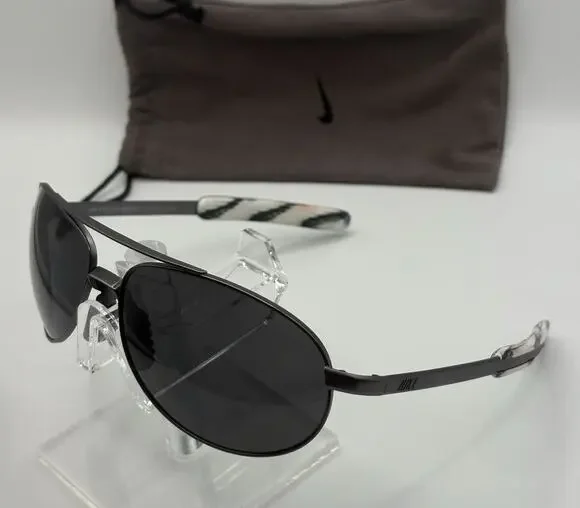 Nike Aviator Sunglasses Polarized Black Gray Lens w/ Case