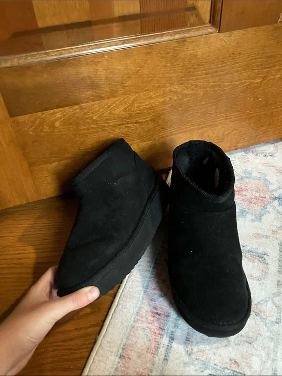 Black Suede Short Ankle Boots