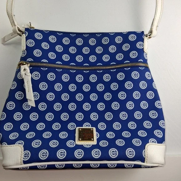 DOONEY & BOURKE  MLB  CUBS  CHICAGO  BLUE & WHITE  CROSSBODY PURSE