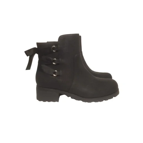 Cute Dolce Vita girls size 5 Rollins black lace up‎ combat style boots NWOB