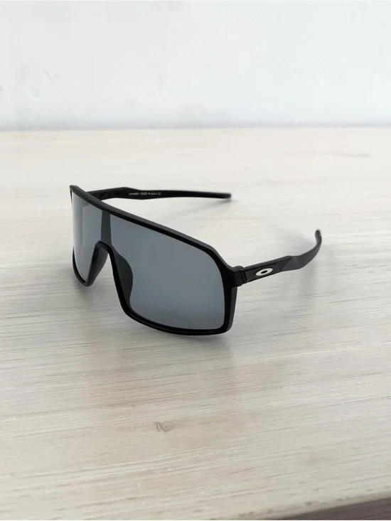 Oakley Sutro Lite Sweep Sunglasses Matte Black Prizm Black Shield w/ Cases