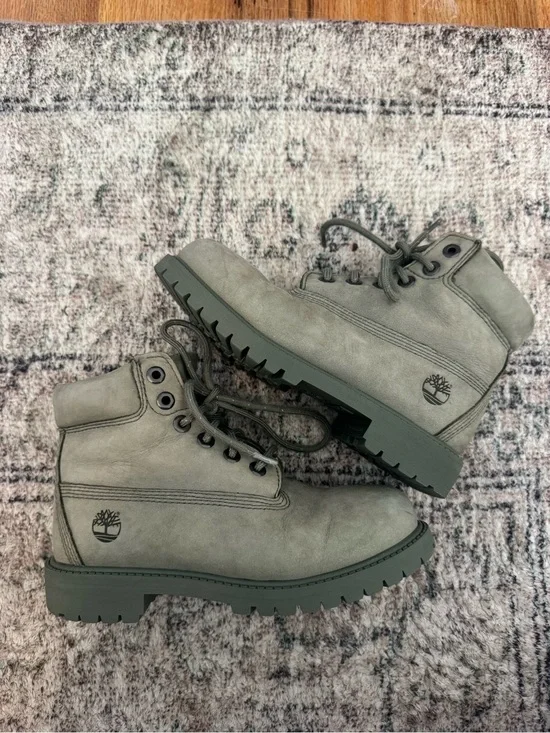 Timberland Olive Gray boots