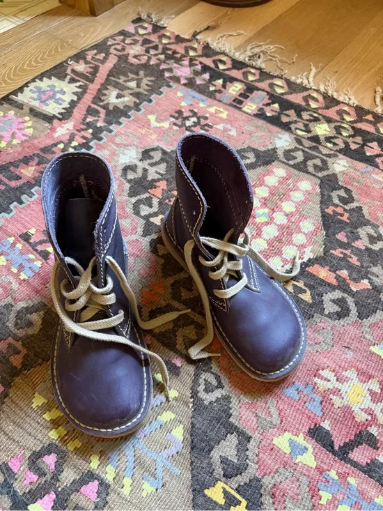 Duckfeet Purple Lace-Up Leather Boots