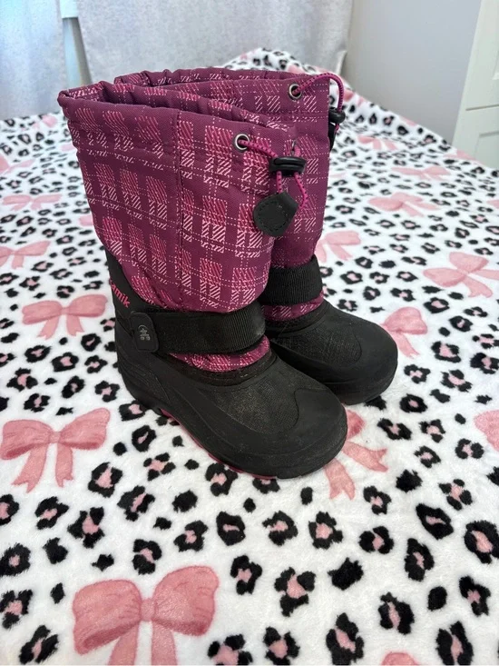 Kamik Purple Plaid Snowboots Girls Size 12