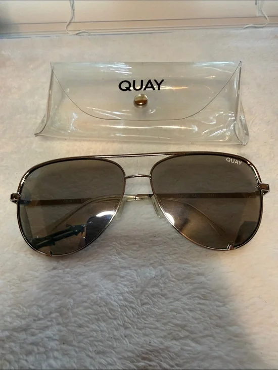 Quay X Desi Perkins Unisex  - High Key Aviator Sunglasses