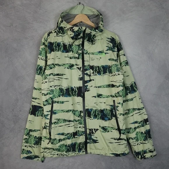 The North Face Jacket Mens Medium Green DryVent Hooded Rain Windbreaker