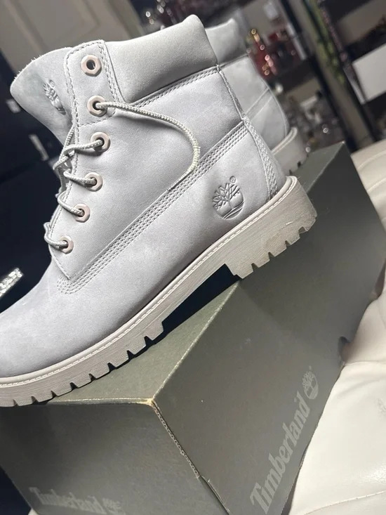 Timberland Kids Light Grey 6-Inch Classic Boot