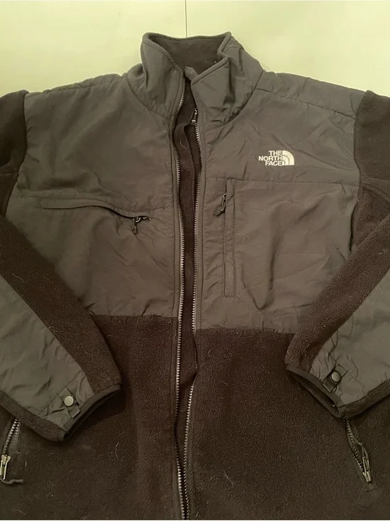 The North Face Men’s Black Hybrid Fleece & Nylon Jacket