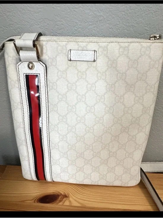 Gucci Cream Signature Crossbody with Red and Navy Stripe