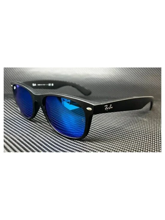 New Ray Ban Men  Black Sunglasses  52- 18- 145