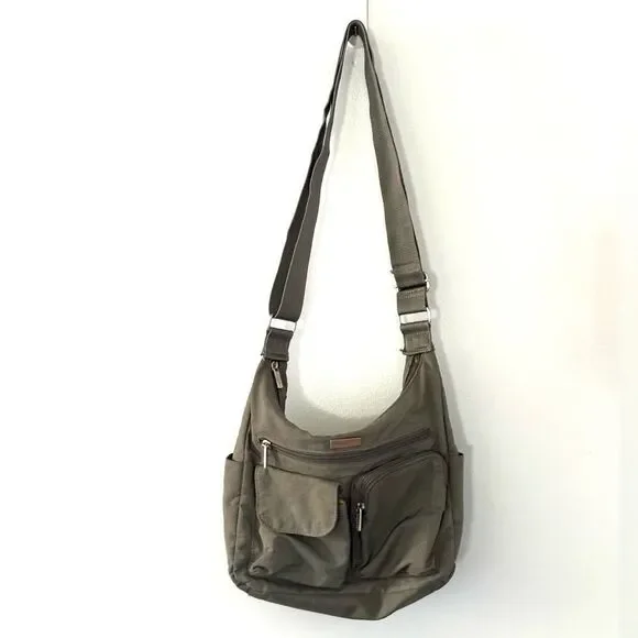 Baggallini Everywhere Crossbody Bag w Pockets  Gray