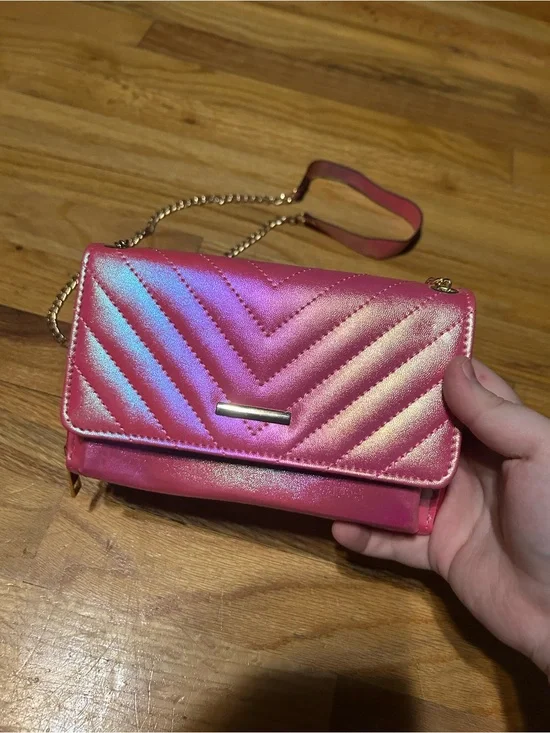 Pink Metallic Quilted Crossbody Bag with Chain Strap