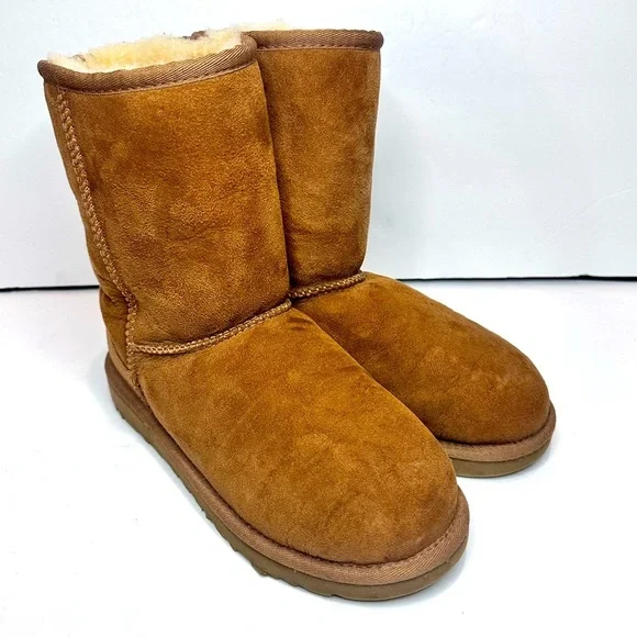 UGG chestnut Kids Boots
