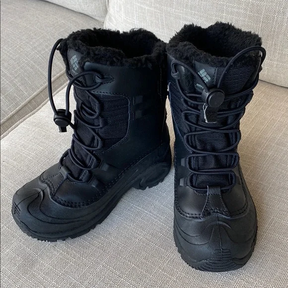 Columbia 400 grams kids black Winter Boots