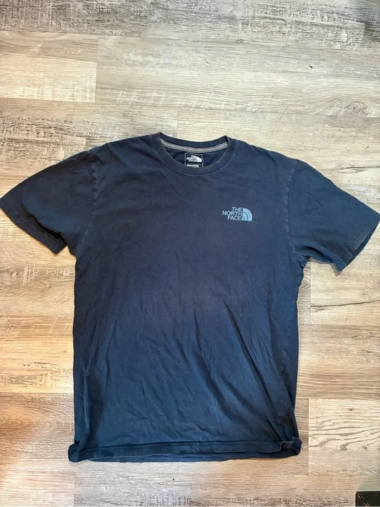 The North Face men’s t shirt