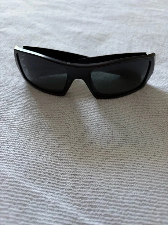 Oakley Men's Black Wraparound Sunglasses