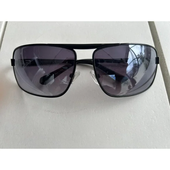Guess GUA00004 Black Metal Aviator Sunglasses Rectangular Gradient Lens Mens