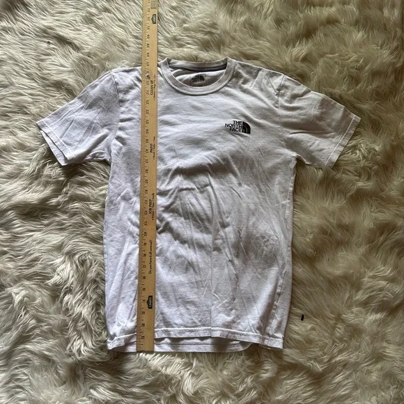 The North Face Shirt Men's M white Camo Logo Short Sleeve Crew Neck Casual Adult