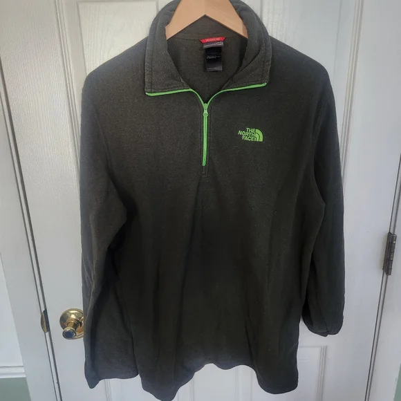 The North Face Olive Green With Neon Green Accents Quarter Zip Fleece Size Large