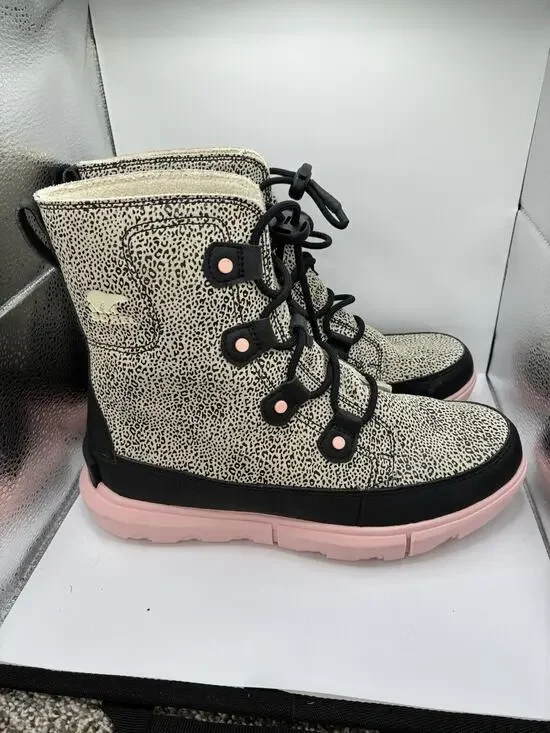 Sorel Explorer Lace Youth 6 Animal Print Waterproof Boots Womens 7.5 Pink Sole
