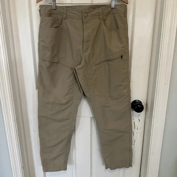 The North Face Men's Paramount Trail Hiking Pants Size 36 Short‎ Dune Beige