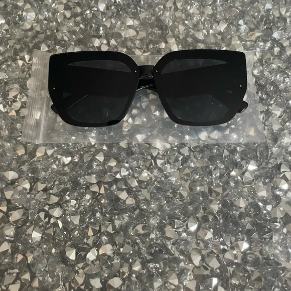 Black Oversized Square Men’s Sunglasses