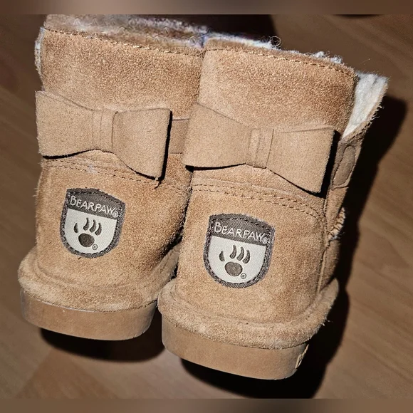 Bearpaw Fur Lined Ankle Boot Sz25/ US 8 Toddler Boots