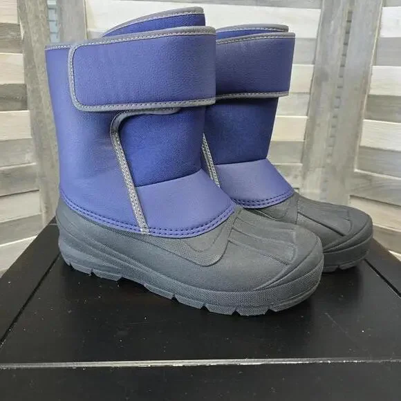 Cat & Jack Kids’ Waterproof Winter Boots | 6