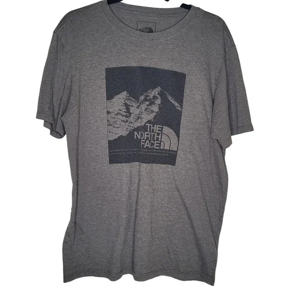 North Face Men's‎ Large Gray Graphic T-Shirt Cotton Polyester Short Sleeve