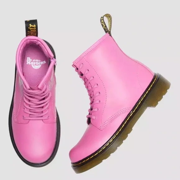 Dr. Martens junior 1460 NWOB  Pink Lace-Up‎ leather Boots w Chunky Sole zip side