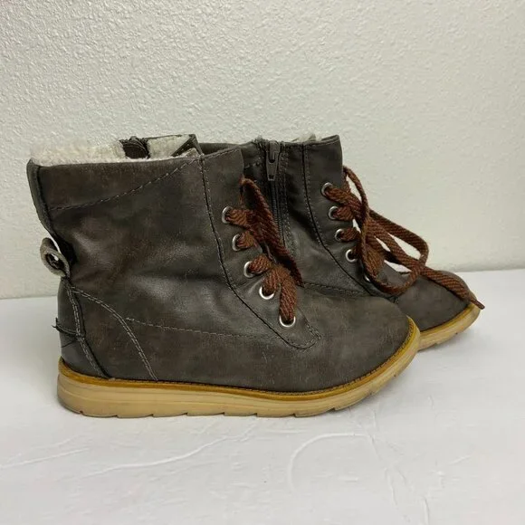 Boy's Boots Zipper Size 6.5 ( 24.4 cm)