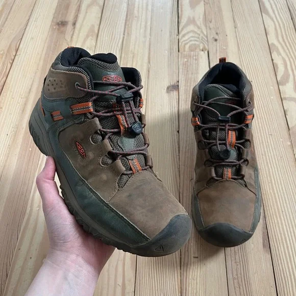 KEEN Targhee Mid Waterproof Hiking Boots Brown Olive Orange 7 youth outdoor shoe