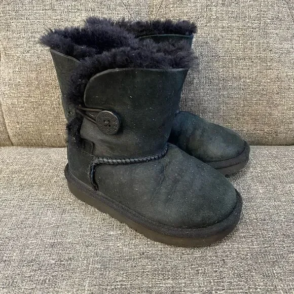UGG Bailey Button II Kids Black Boots Size 9
