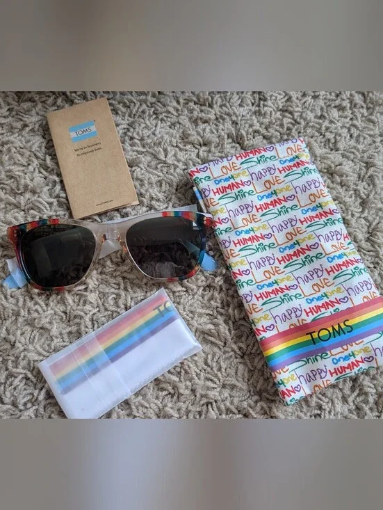 Tom's Fitzpatrick Pride Rainbow Unisex Sunglasses NIB NWT