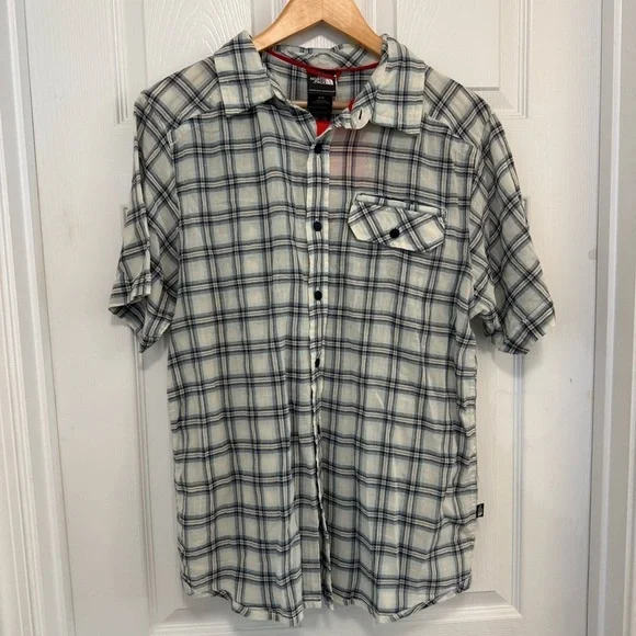 NWT The North Face Papenoo Woven Button Up Shirt