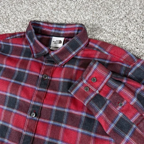 The North Face Shirt Mens Large‎ Red Black Plaid Button Up Long Sleeve