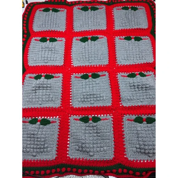 Handmade Crochet Bell Blanket 50x42 Red Grey Holiday‎ Bobble Throw