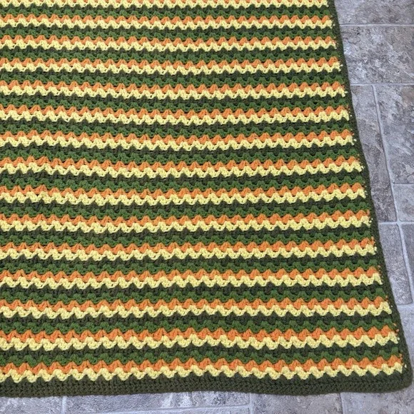 Vtg 70's Crocheted Afghan Throw Handmade Zig Zag Chevron Harvest Tones 72