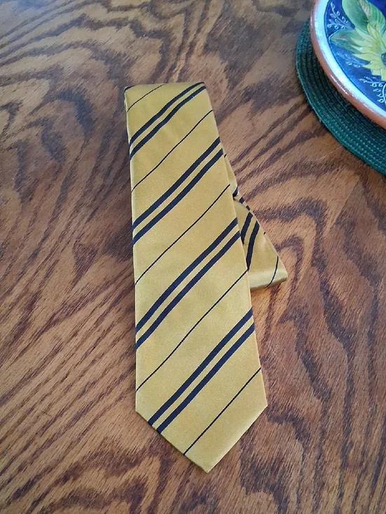 Harry Potter Hufflepuff House Gold Black Stripe 100% Silk Neck Tie