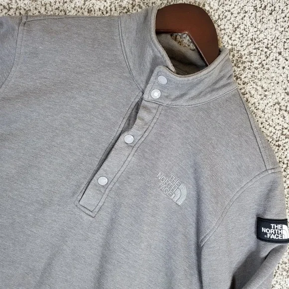 The North‎ Face Mens Small Pullover Sweatshirt Gray Button Mock Neck Pocket
